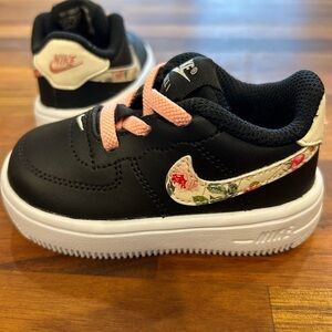 Nike Air Force 1 Low Floral